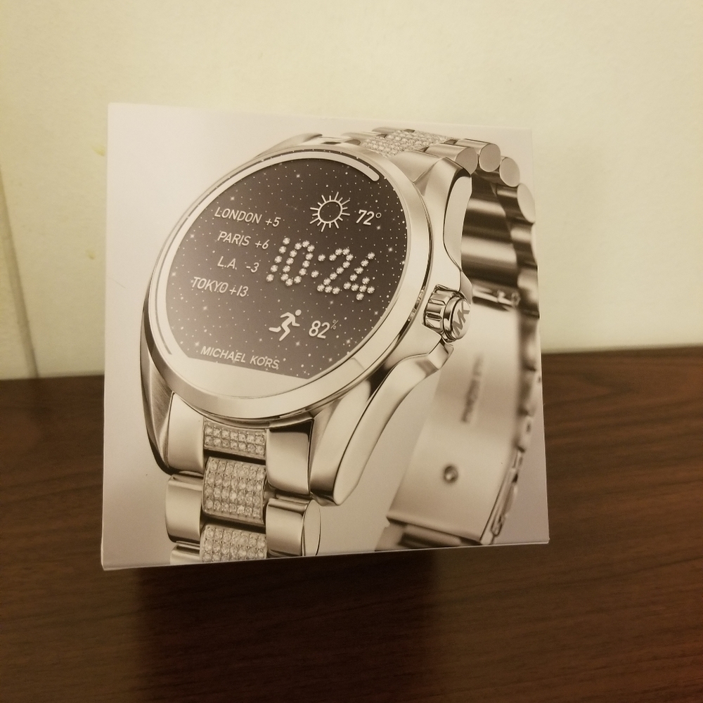 NIB Michael Kors Silver Smartwatch BRAND NEW